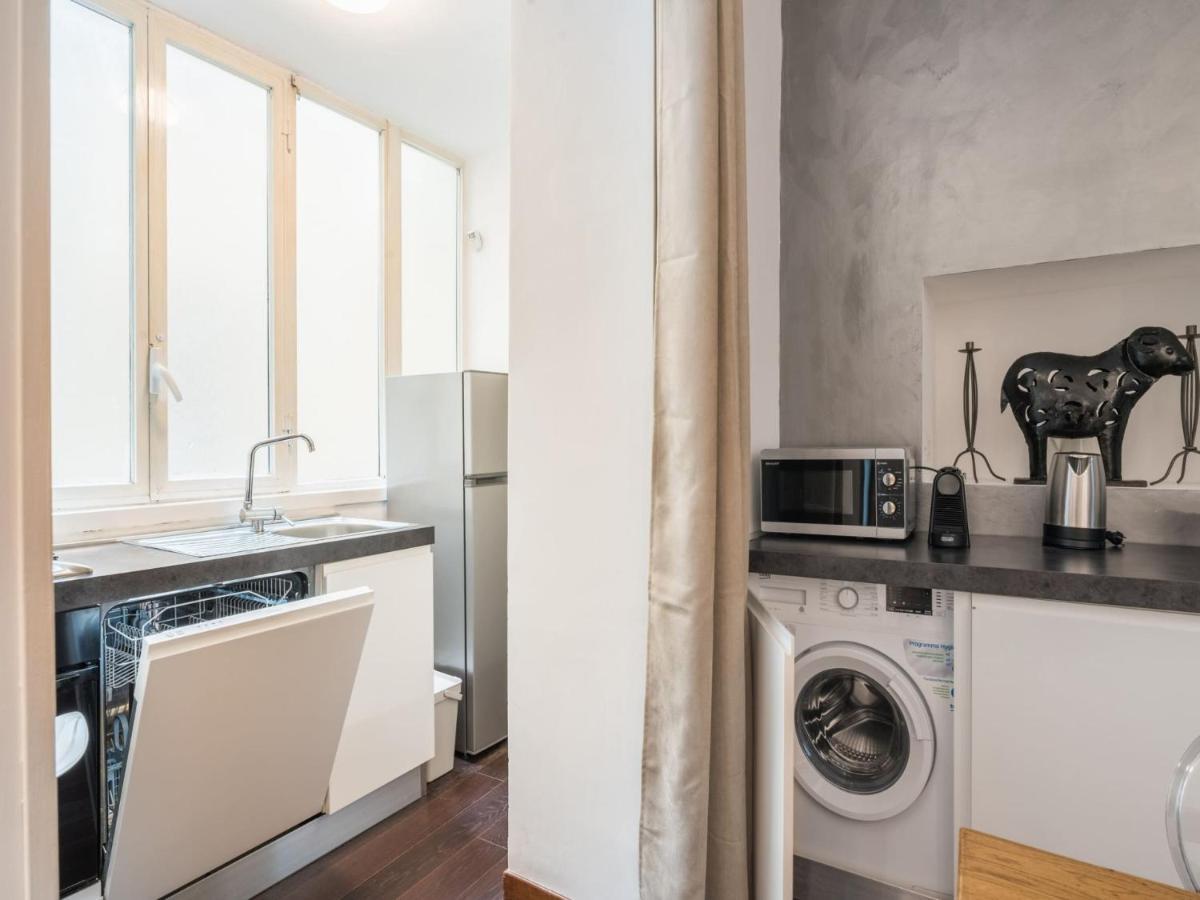 The Rent - Three-bedroom Close To The Quirinale Roma
